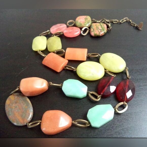 VINTAGE SIGNED FOSSIL GENUINE STONE BEADED 27" NECKLACE - Picture 1 of 2